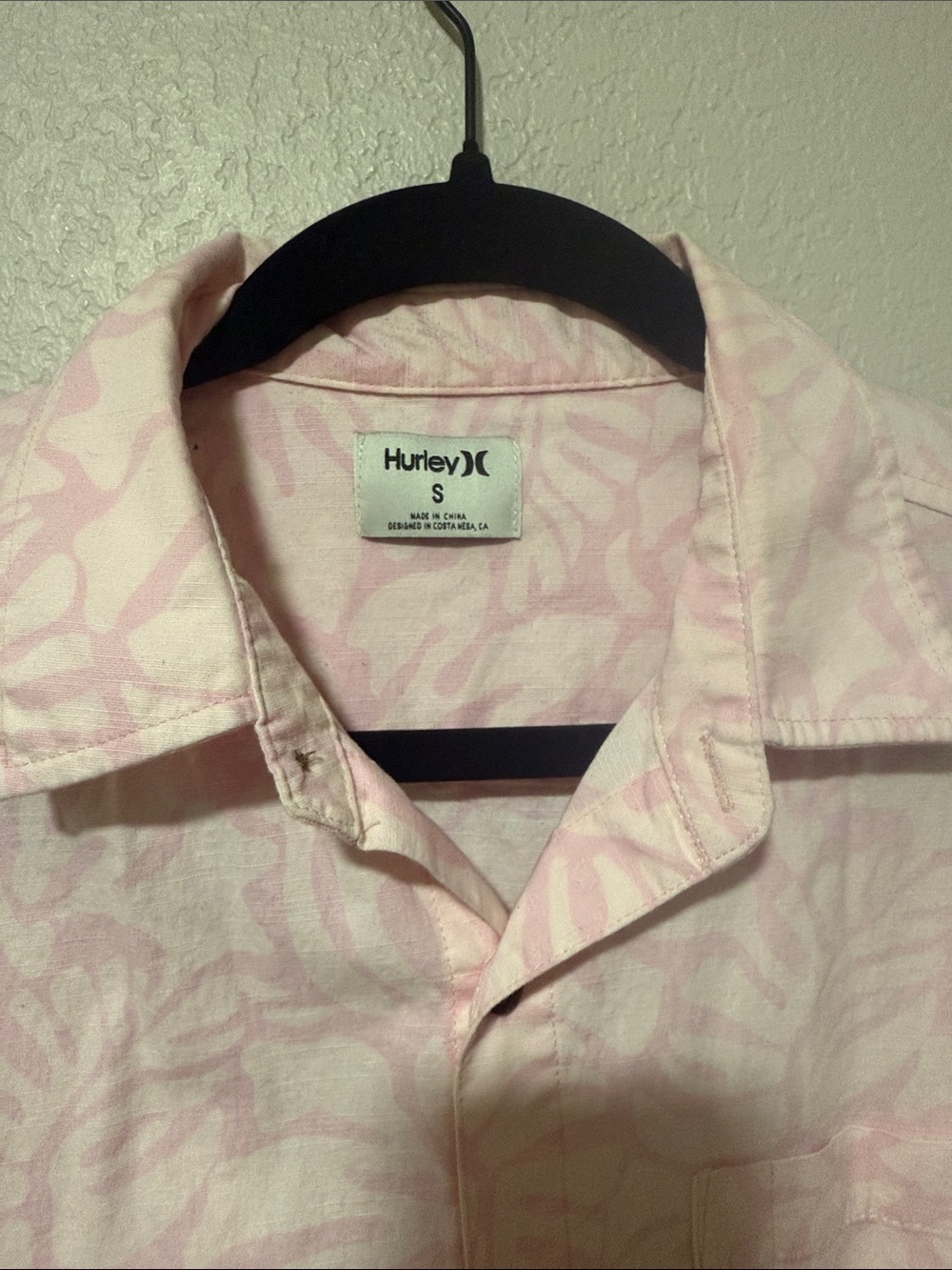 Hurley Light Pink Short Sleeve Button Down Shirt - Picture 2 of 4